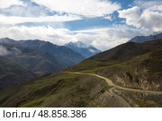 View of Cherek gorge in the Caucasus mountains. Стоковое фото, фотограф Юлия Белоусова / Фотобанк Лори