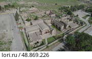 the ancient city of Hierapolis. This is an ancient city near Pamukkale. drone. Стоковое видео, видеограф German Zvyagin / Фотобанк Лори