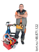 Plumber and tools. Стоковое фото, агентство Ingram Publishing / Фотобанк Лори