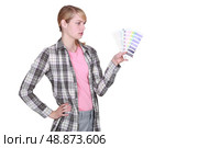 Woman with swatch. Стоковое фото, агентство Ingram Publishing / Фотобанк Лори