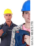 Father and daughter doing DIY together. Стоковое фото, агентство Ingram Publishing / Фотобанк Лори