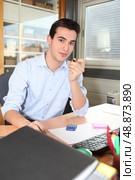 Trainee in accountancy. Стоковое фото, агентство Ingram Publishing / Фотобанк Лори
