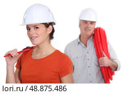 Plumber and female apprentice. Стоковое фото, агентство Ingram Publishing / Фотобанк Лори