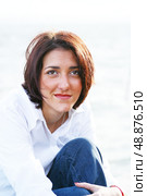 Portrait of an attractive woman with a bob haircut. Стоковое фото, агентство Ingram Publishing / Фотобанк Лори