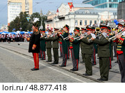 Праздничное выступление духового оркестра. Редакционное фото, фотограф Сергей Рябов / Фотобанк Лори