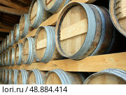 Barrels stored in a cellar. Стоковое фото, агентство Ingram Publishing / Фотобанк Лори