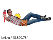Builder taking a well earned break. Стоковое фото, агентство Ingram Publishing / Фотобанк Лори