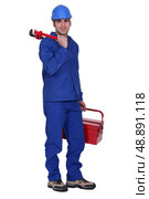 Worker with toolbox. Стоковое фото, агентство Ingram Publishing / Фотобанк Лори