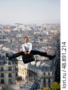 Tightrope walking. Стоковое фото, агентство Ingram Publishing / Фотобанк Лори