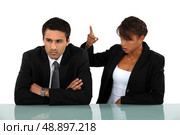 Business couple having a quarrel. Стоковое фото, агентство Ingram Publishing / Фотобанк Лори