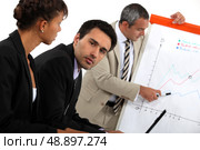 A business meeting. Стоковое фото, агентство Ingram Publishing / Фотобанк Лори