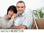 Couple settled in the house. Стоковое фото, агентство Ingram Publishing / Фотобанк Лори