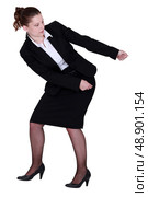 Businesswoman pulling something. Стоковое фото, агентство Ingram Publishing / Фотобанк Лори