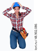 Stressed female builder. Стоковое фото, агентство Ingram Publishing / Фотобанк Лори