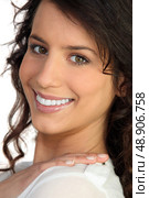 Portrait of an attractive young woman. Стоковое фото, агентство Ingram Publishing / Фотобанк Лори