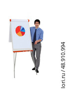 Business professional explaining the results of market research. Стоковое фото, агентство Ingram Publishing / Фотобанк Лори