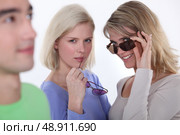 Women staring at the object of their desire. Стоковое фото, агентство Ingram Publishing / Фотобанк Лори