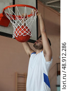 Slam dunk. Стоковое фото, агентство Ingram Publishing / Фотобанк Лори