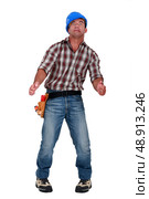 Hallucinating tradesman. Стоковое фото, агентство Ingram Publishing / Фотобанк Лори