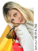 Portrait of a woman shopping. Стоковое фото, агентство Ingram Publishing / Фотобанк Лори