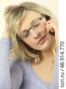 Woman on the phone. Стоковое фото, агентство Ingram Publishing / Фотобанк Лори