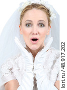 Bride looking surprised. Стоковое фото, агентство Ingram Publishing / Фотобанк Лори