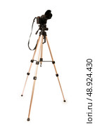Tripod and camera isolated on the white background. Стоковое фото, агентство Ingram Publishing / Фотобанк Лори