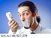 Businessman with his lips sealed. Стоковое фото, агентство Ingram Publishing / Фотобанк Лори