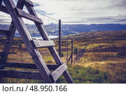 A stile in the mountains. Стоковое фото, агентство Ingram Publishing / Фотобанк Лори