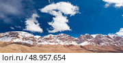 Maroc mountain: snowed High Atlas, Dades Valley. Стоковое фото, агентство Ingram Publishing / Фотобанк Лори