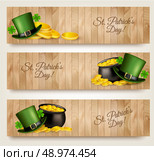 Three Saint Patrick’s Day banners with lover leaves, green hat and gold coins in a cauldron. Vector. Стоковая иллюстрация, агентство Ingram Publishing / Фотобанк Лори