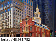 Boston Old State House buiding in Massachusetts 
USA. Стоковое фото, агентство Ingram Publishing / Фотобанк Лори
