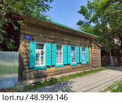 Деревянный дом (2024 год). Стоковое фото, фотограф Виктор Нечаев / Фотобанк Лори