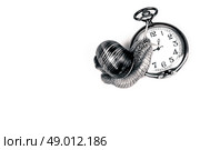 Black and white photo of a snail climbing the clock. Стоковое фото, агентство Ingram Publishing / Фотобанк Лори