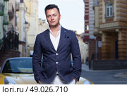 Portrait of successful young man. Стоковое фото, агентство Ingram Publishing / Фотобанк Лори
