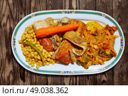 Cocido Maragato recipe of Biezo Leon in Spain pilgrims delice in Saint James Way. Стоковое фото, агентство Ingram Publishing / Фотобанк Лори