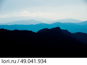 Mountain landscape silhouette. Стоковое фото, агентство Ingram Publishing / Фотобанк Лори