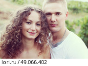 Portrait of a young happy couple. Стоковое фото, агентство Ingram Publishing / Фотобанк Лори