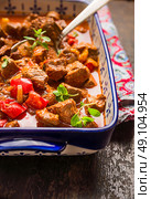 Beef goulash. Стоковое фото, агентство Ingram Publishing / Фотобанк Лори