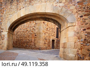 Caceres Arco de la Estrella Star arch in Spain entrance to monumental city. Стоковое фото, агентство Ingram Publishing / Фотобанк Лори