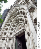 Arch of Seville Cathedral, Andalusia,  Spain cloudy day. Стоковое фото, агентство Ingram Publishing / Фотобанк Лори