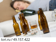drunk young woman sleeping. Стоковое фото, агентство Ingram Publishing / Фотобанк Лори