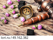 hooka with taste of tea-rose. Стоковое фото, агентство Ingram Publishing / Фотобанк Лори