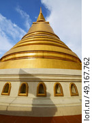 thailand bangkok abstract cross metal gold in the temple  roof window. Стоковое фото, агентство Ingram Publishing / Фотобанк Лори