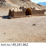 blur in iran near yazd the antique zoroastrian temple abandonated house and contruction. Стоковое фото, агентство Ingram Publishing / Фотобанк Лори