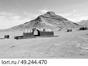 blur in iran near yazd the antique zoroastrian temple abandonated house and contruction. Стоковое фото, агентство Ingram Publishing / Фотобанк Лори