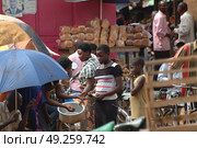 Fort Portal, Uganda. Street market (2010 год). Редакционное фото, фотограф Знаменский Олег / Фотобанк Лори