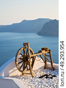 greece in santorini the old town near      mediterranean sea and  spinning wheel. Стоковое фото, агентство Ingram Publishing / Фотобанк Лори