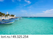 Puerto Morelos beach in Riviera Maya at Mayan Mexico. Стоковое фото, агентство Ingram Publishing / Фотобанк Лори