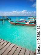 Isla Mujeres island Caribbean beach of Riviera Maya in Mexico. Стоковое фото, агентство Ingram Publishing / Фотобанк Лори